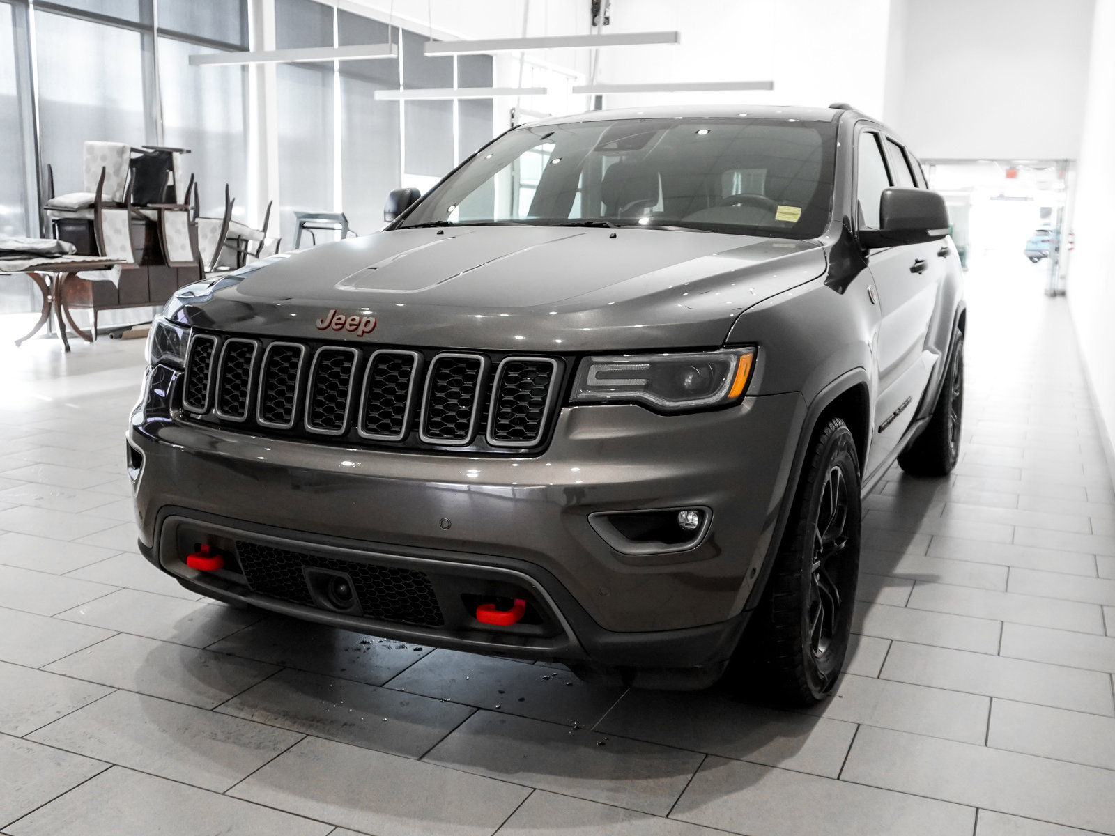 Wallpaper #cmfiBpMBSpphPi3-T8N4122 Pre Owned 2017 Jeep Grand Cherokee Trailhawk Sport Utility in Edmonton