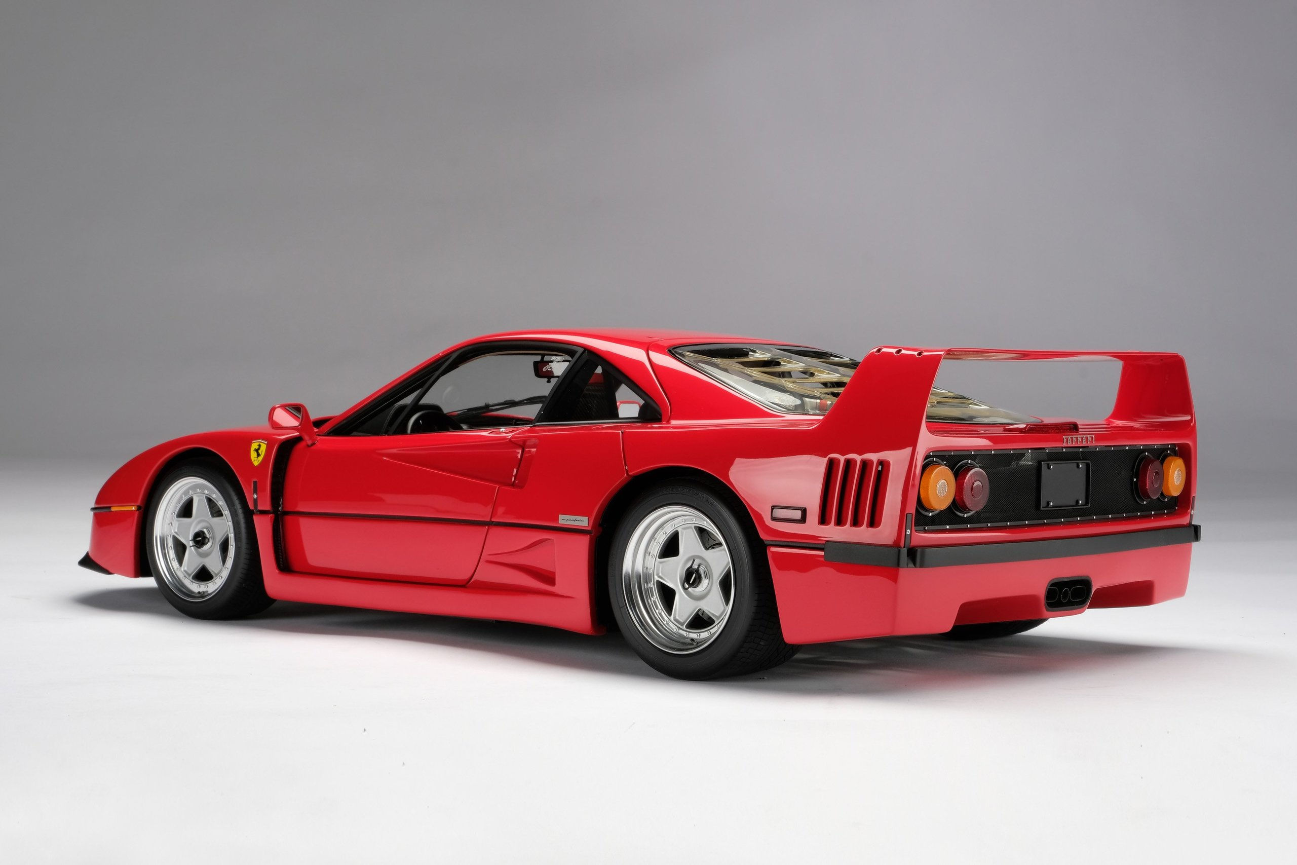 Wallpaper #Z5kLP5MBUcASHT6npsuA263 Ferrari F40 Model Car in 18 Scale by Amalgam by Amalgam