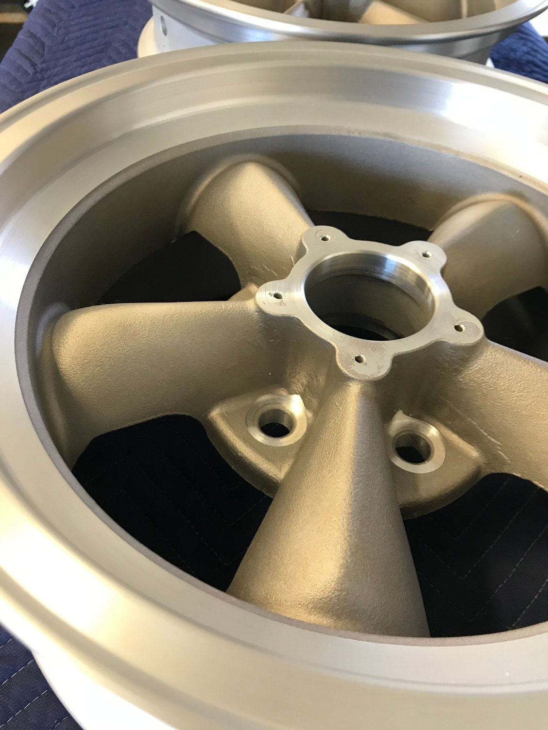 Wallpaper #1mfeBJMBSpphPi3-LLnJ195 Fs for Sale Set of 15x7 American Racing Aluminum Torq Torque Thrust
