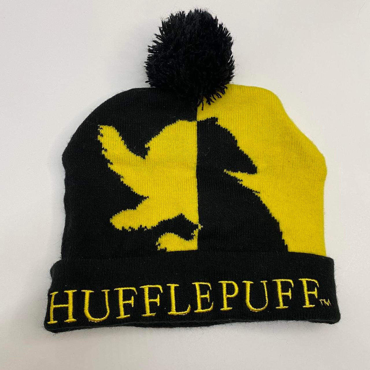 Wallpaper #0HdlJpMB-pgBXx60vKEN113 Womens Black and Yellow Hat Depop