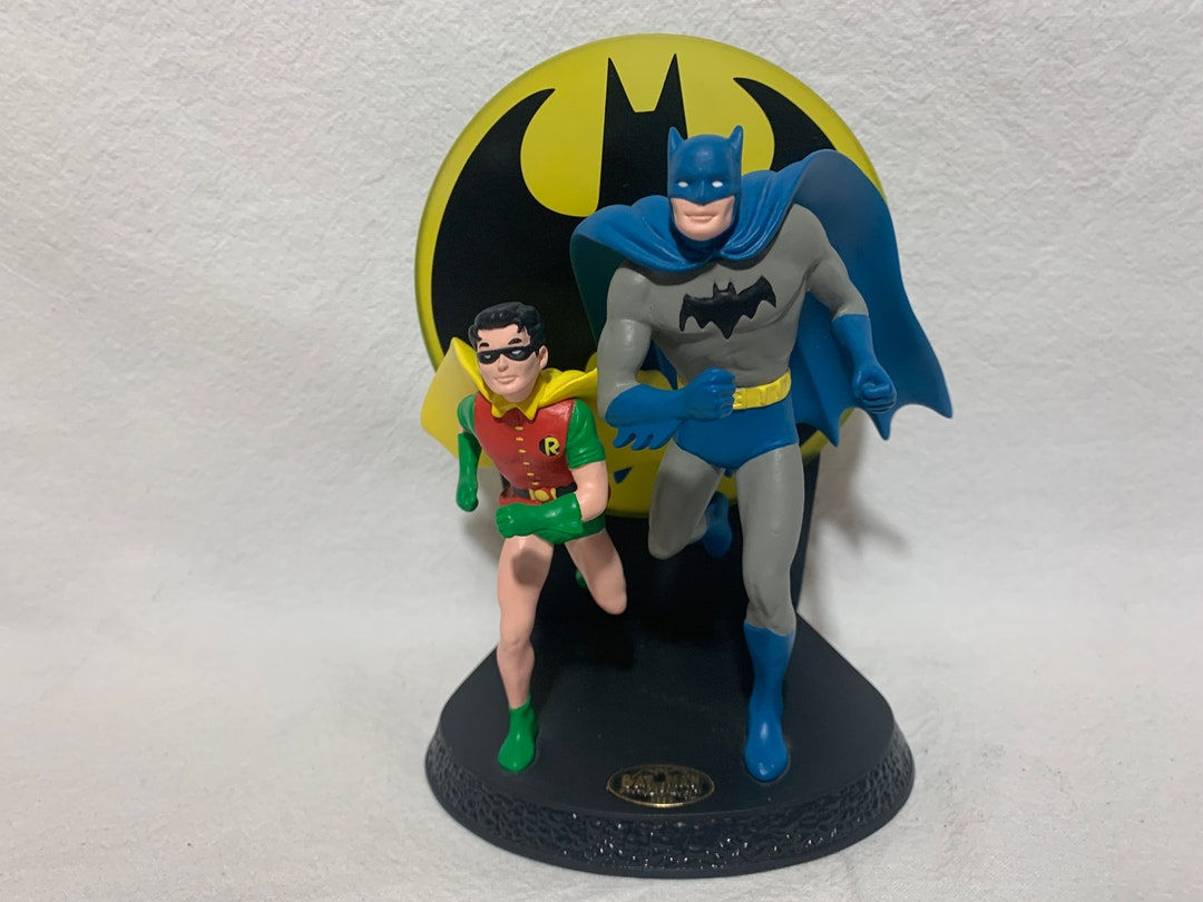 Wallpaper #nkIvPZMBOBpx0NhmCsP722 Hallmark Batman and Robin Statue Figurine DC Comics Super Heroes