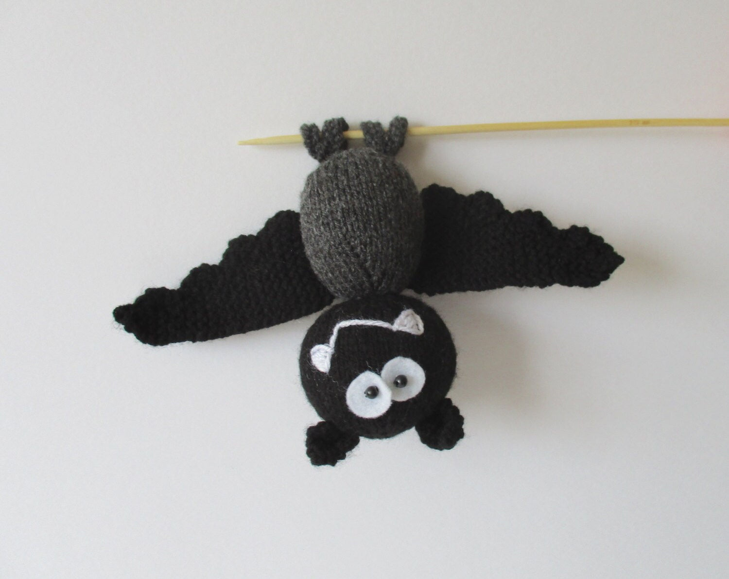 Wallpaper #hmeI95IBSpphPi3-uIae350 Billy the Bat Toy Knitting Pattern Etsy