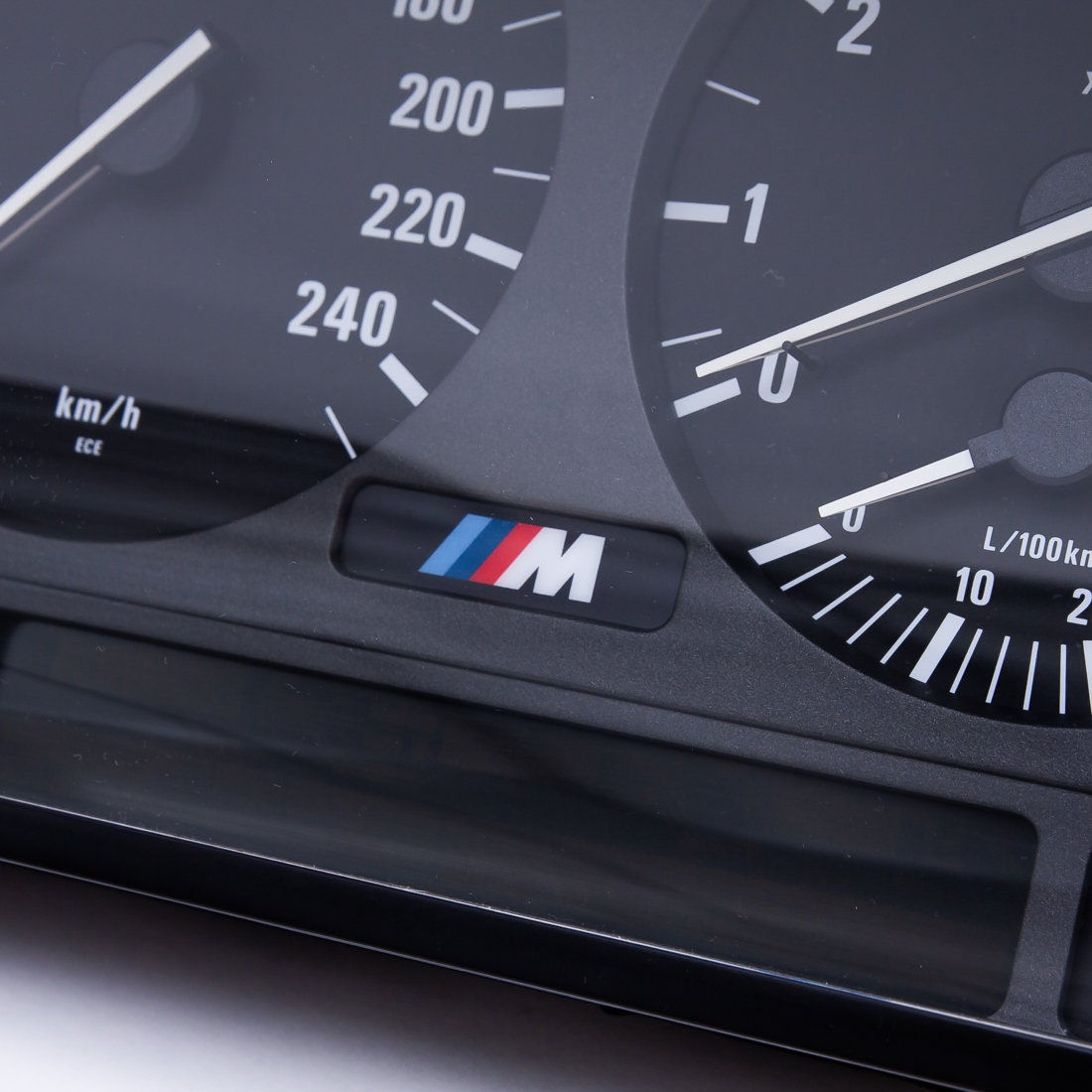 Wallpaper #x3QgwY4B_8f4nGFaM2348 BMW E39 Instrument Cluster M Logo Insignia Retroiluminacion Etsy Espana