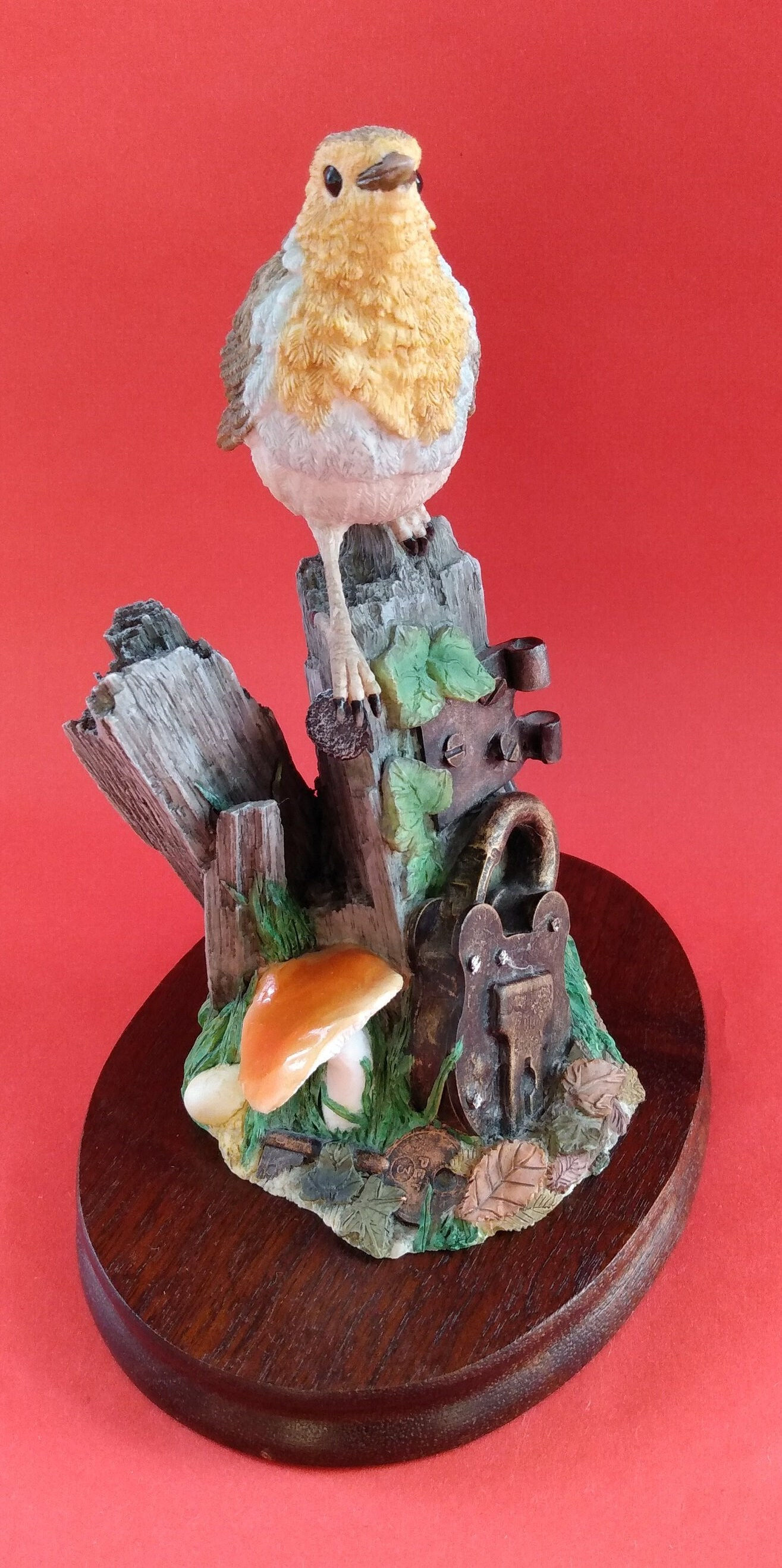 Wallpaper #nkIvPZMBOBpx0NhmCsP7361 Robin Figurine Sculpture by Leonardo Collection Etsy