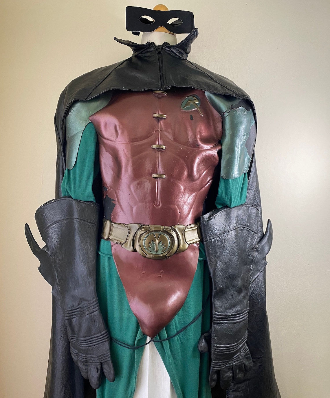 Wallpaper #qBnnH48BtGB6xQ7833ye24 1995 Batman Forever Movie Robin Costume Iopmetal