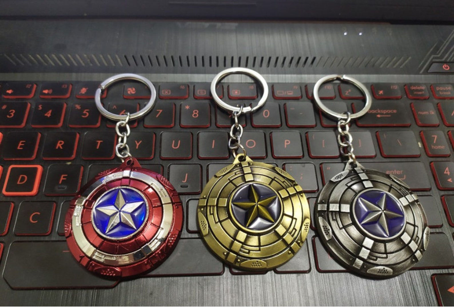 Wallpaper #GH0K8Y4Bnwiau_P69Ahy13 Combo 3 Keychains Shield Captain America Etsy