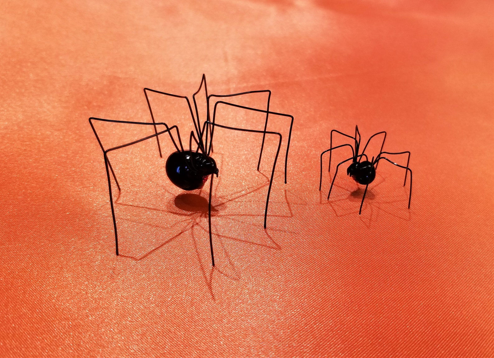 Wallpaper #5vQUOpMBKFX8bn3rPHdj42 Large Black Widow Spiders 3 Large Spiders Realistic Faux Etsy