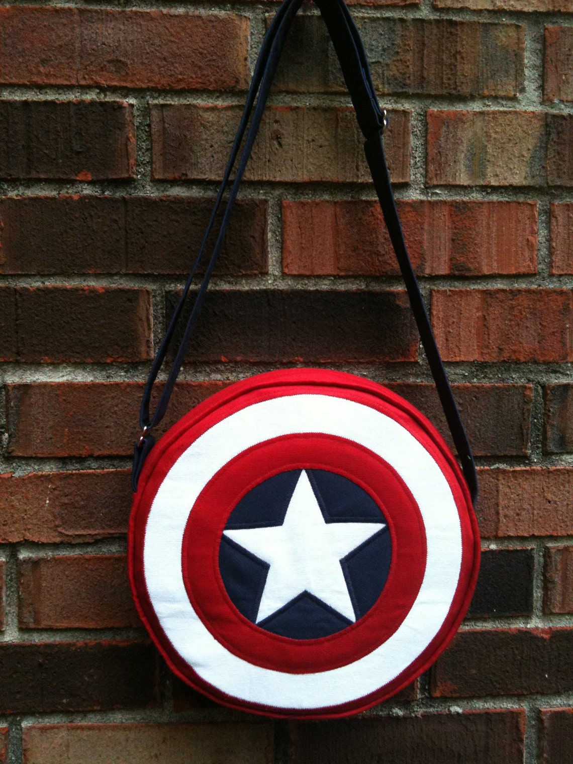 Wallpaper #4jG8NZMB5zzyi_yY2lc30 Captain America Shield Round Bag Purse with Adjustable Etsy