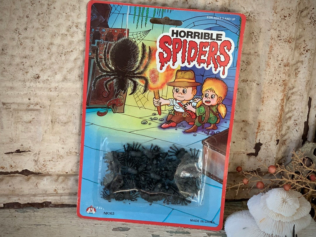 Wallpaper #HfQqOpMBKFX8bn3rhHgw49 Vintage Mini Plastic Toy Horrible Spiders in Package Creepy Etsy