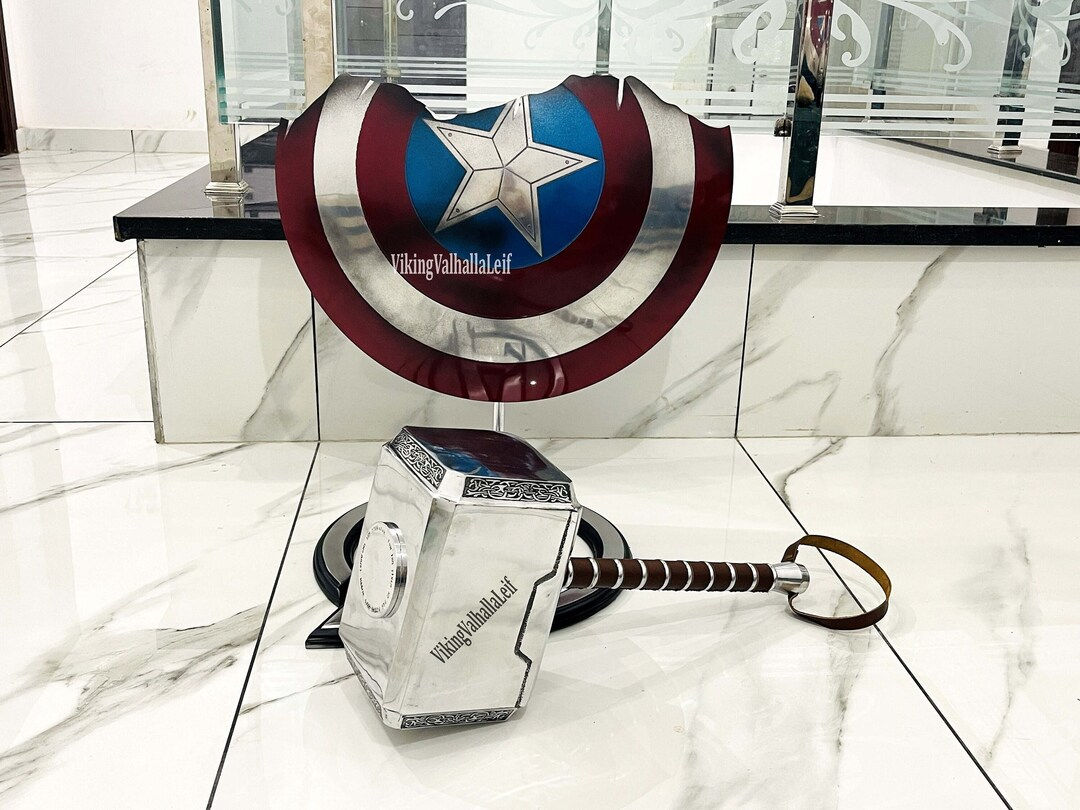 Wallpaper #6mdwCZMBSpphPi3-es_S186 Captain America Broken Shield Avenger Endgame Shield and Thor Hammer