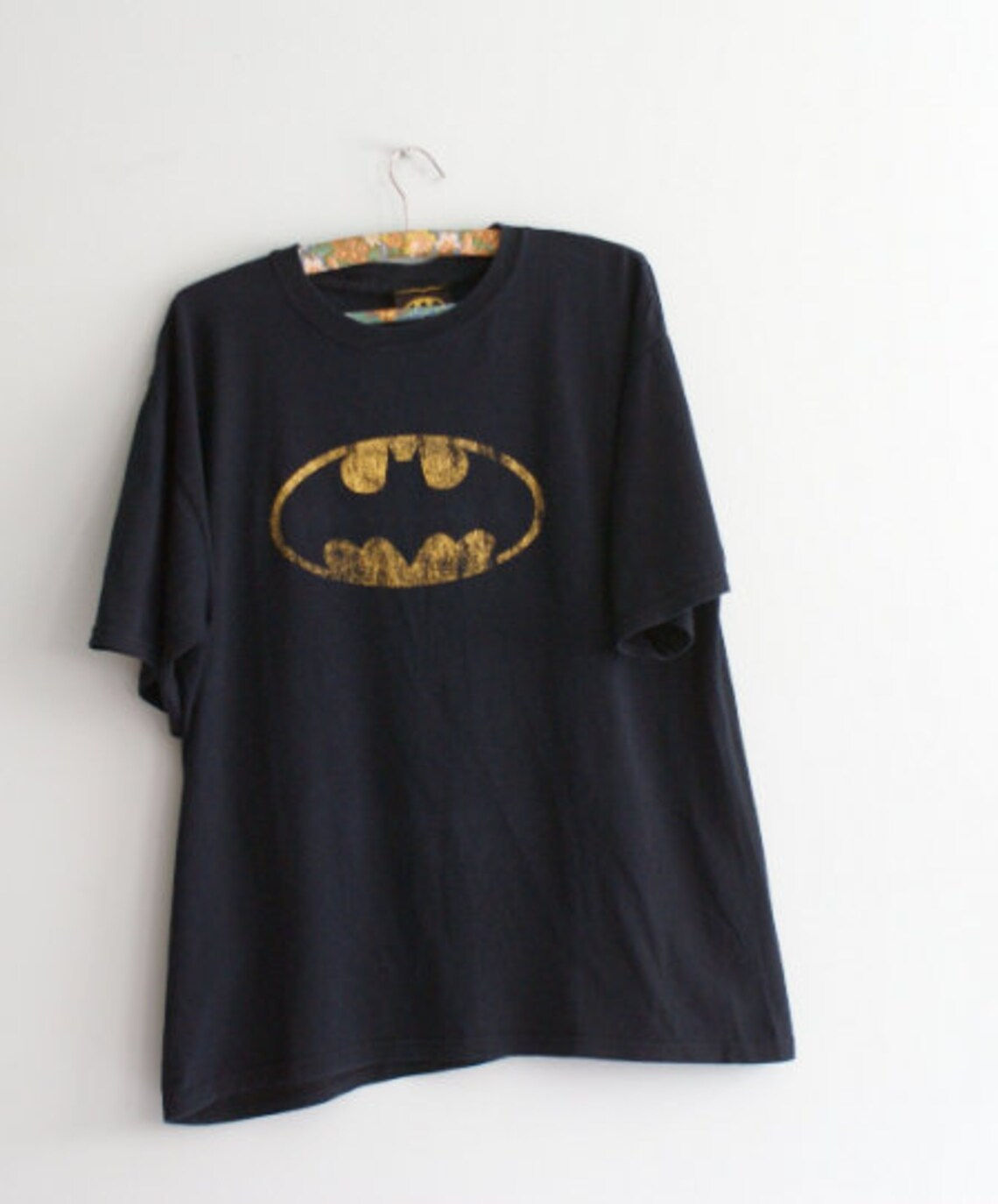 Wallpaper #XWcG-pIBSpphPi3-vI8d224 Vintage Distressed Batman T Shirt Official Batman T Shirt Etsy