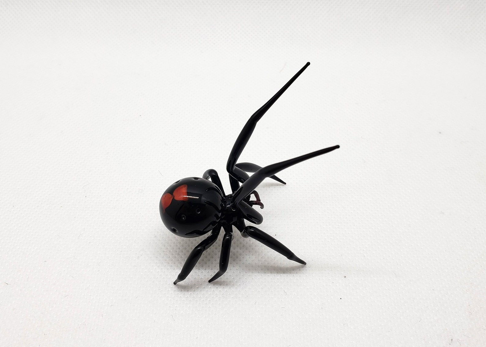 Wallpaper #H_SpOZMBKFX8bn3rSXeg127 Black Widow Spider Figurine Blown Glass Spider Glass Etsy