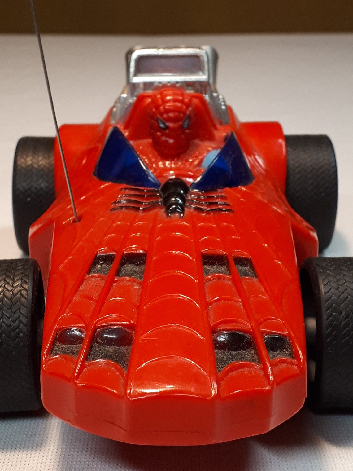Wallpaper #y2es8pIBSpphPi3-MXHh27 1977 Spiderman Race Car Remote Control Marvel Etsy