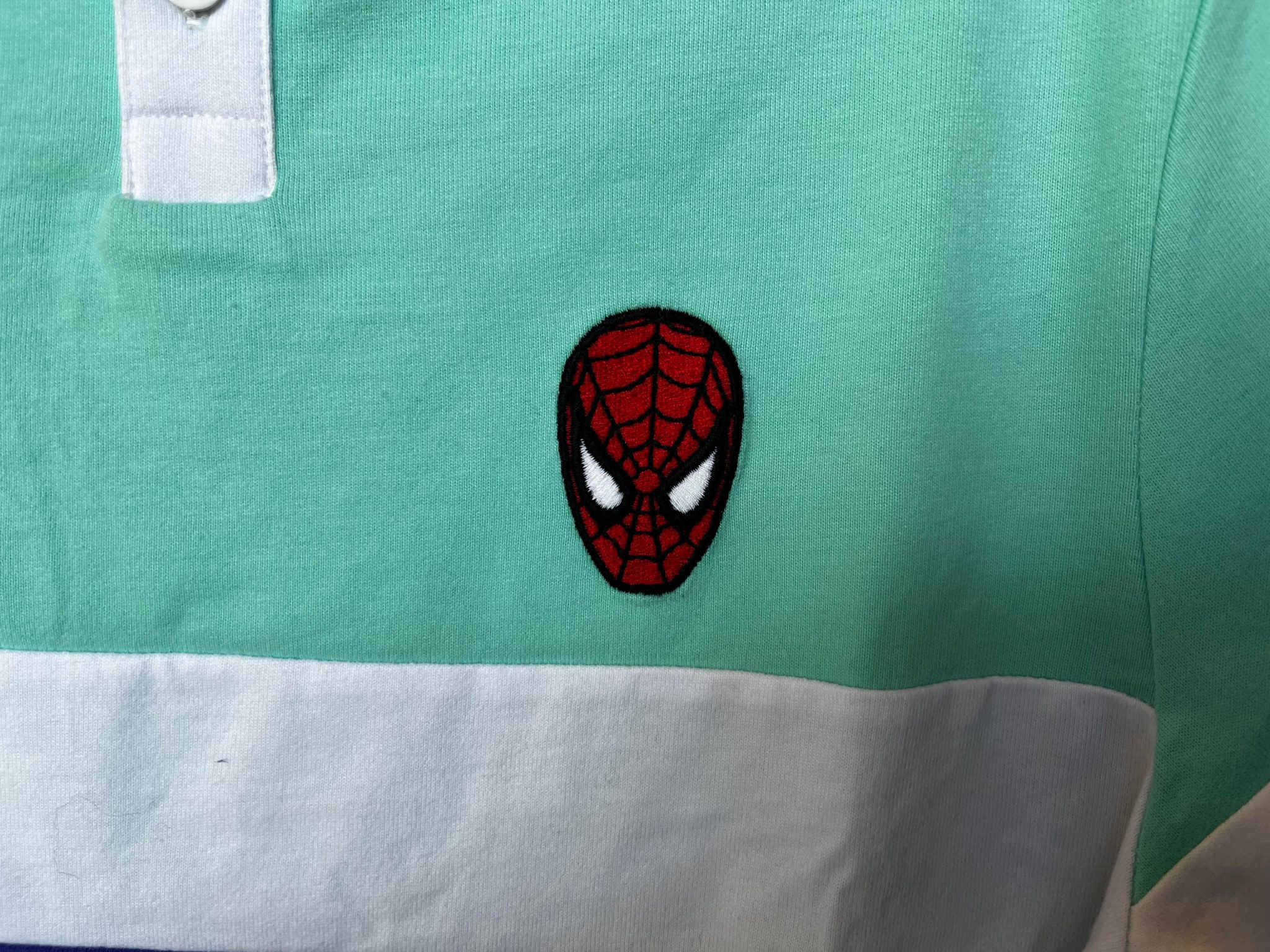 Wallpaper #fULzPJMBOBpx0NhmUcKW192 New Spider Man Polo Swings into Disney Traders Mickeyblogcom