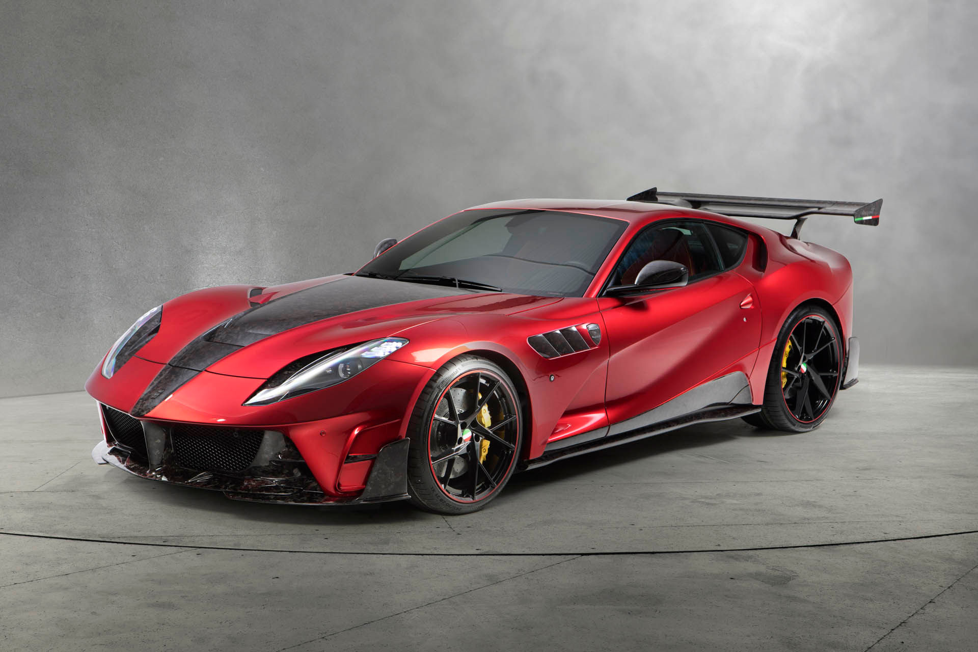 Wallpaper #RFPxNJMBYjRkjcHshOg4434 Negativo Verticale Corrotto Ferrari 812 Superfast Twin Turbo Quando