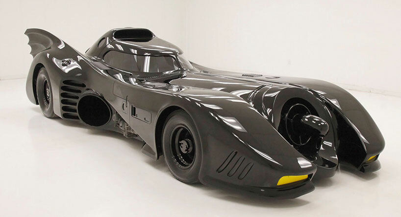 Wallpaper #zZy74pIBZHQxiYarKsFY79 Take on the Streets with the Original Batmobile from the 90s Batman Movie
