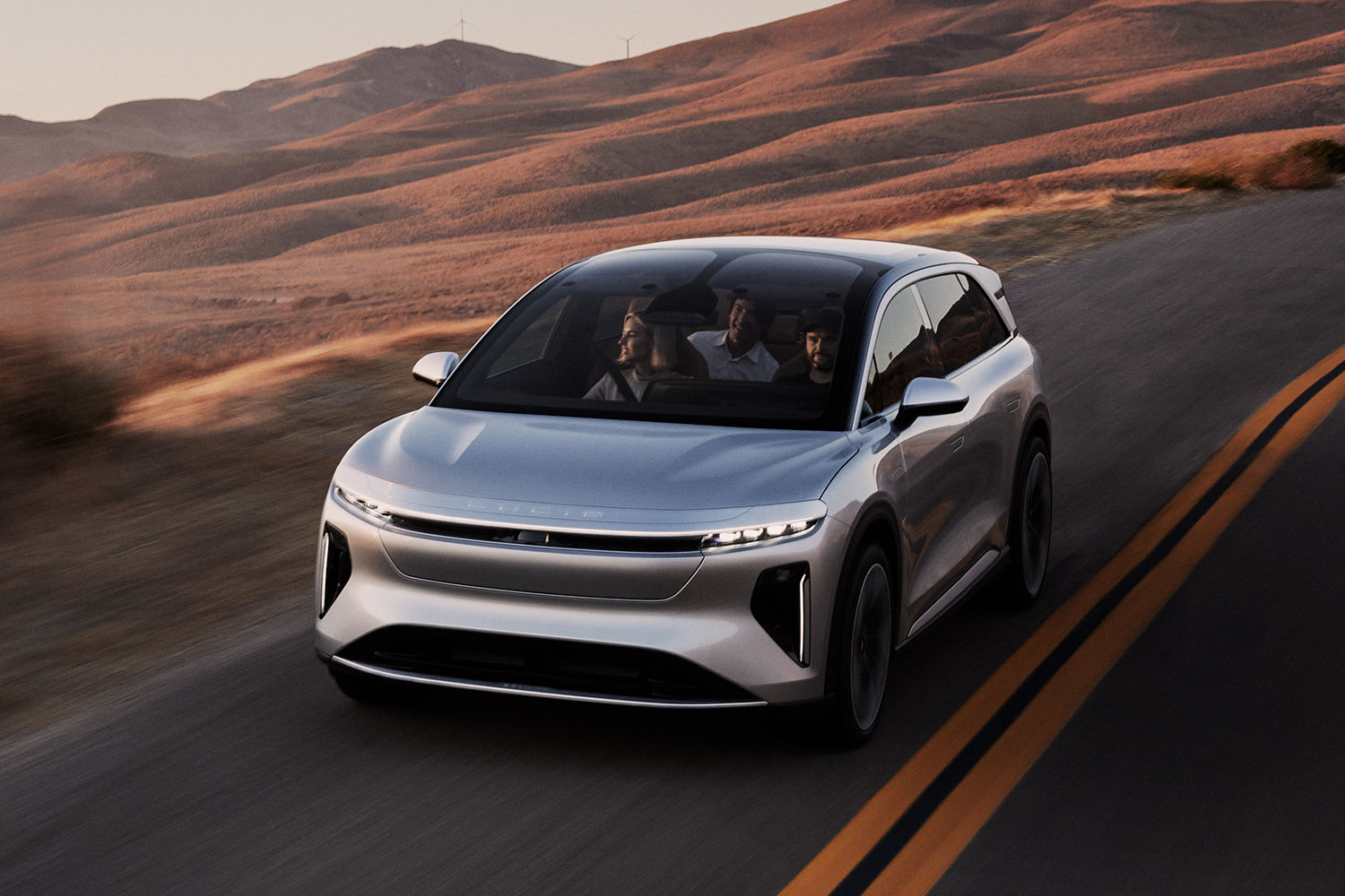 Wallpaper #JmcxBpMBSpphPi3-_8BK123 First Look Lucid Gravity SUV Signals Hope for Ailing Ev Company