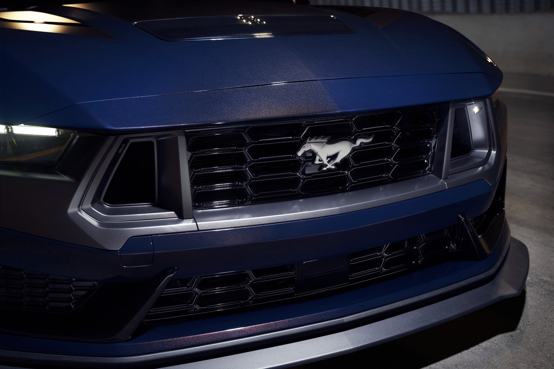 Wallpaper #GvSmOpMBKFX8bn3rWXmx164 Ford Mustang Dark Horse Compared to a Standard Mustang Insidehook