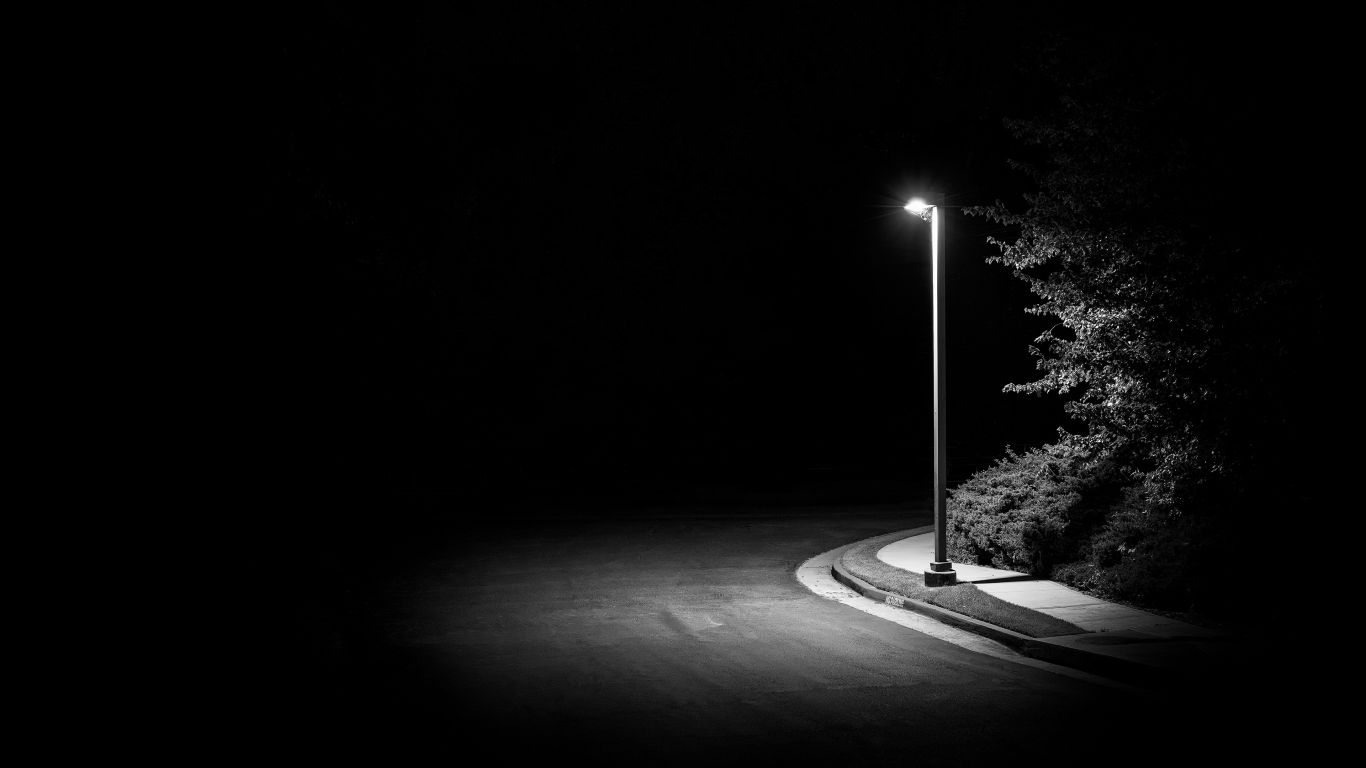 Wallpaper #NWde85IBSpphPi3-cHVJ2 1366x768 Resolution Street 4K Black White Photography 1366x768