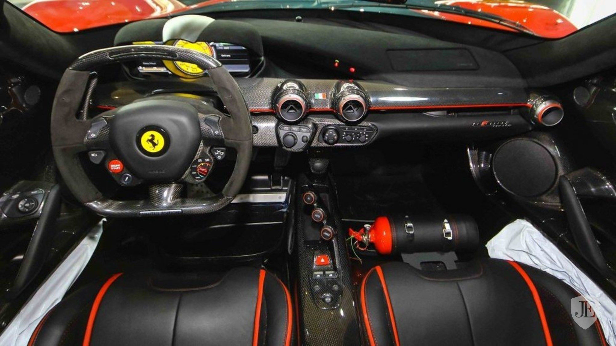 Wallpaper #XeoGU5MBlwTYPL18JAqm170 Ferrari Laferrari Interior
