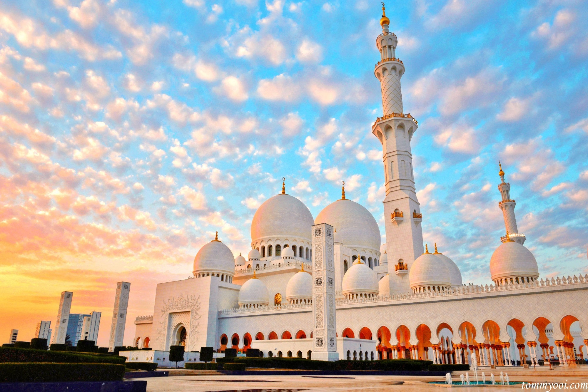 Wallpaper #7n3a844Bnwiau_P6jg1H9 4 Must Visit Abu Dhabi Attractions Travel Guide Tommy Ooi Travel Guide