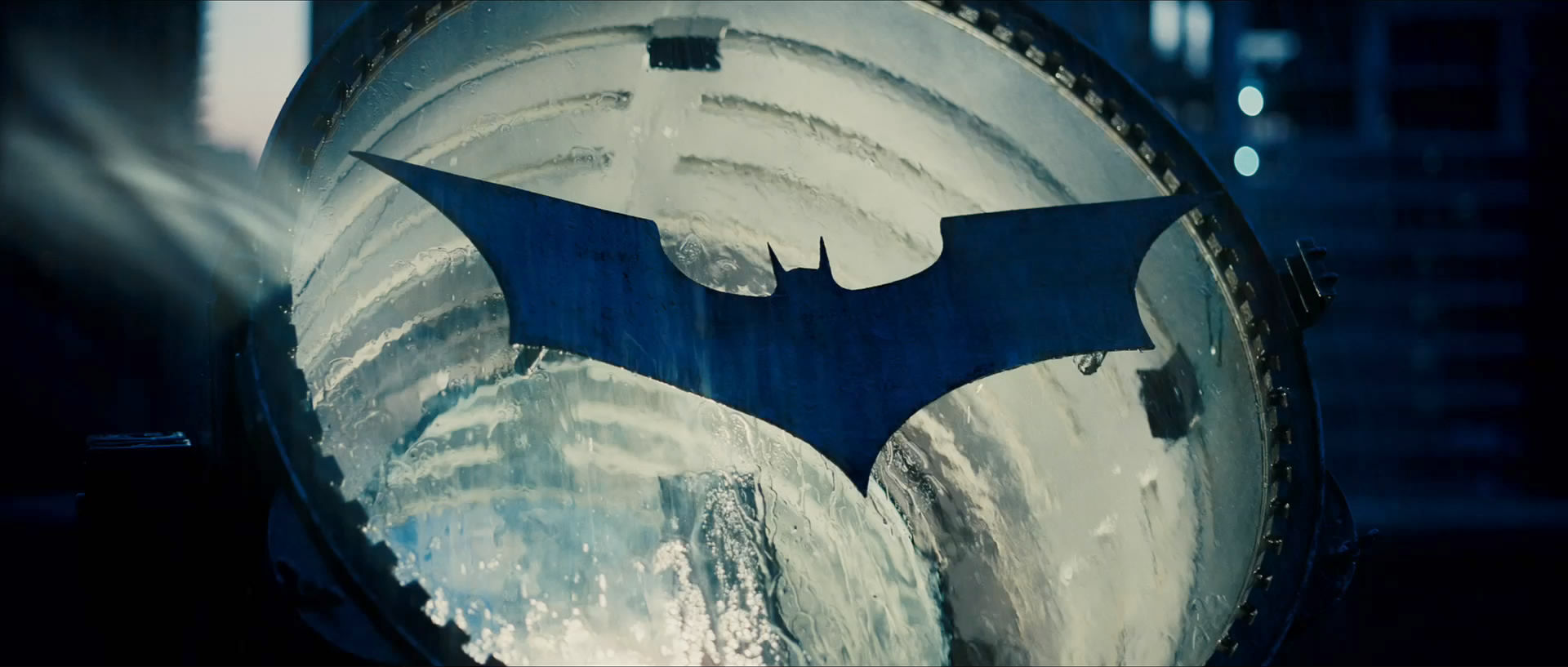 Wallpaper #fT9ZPJMBLiIJ4c9O-pFG31 Batsignal Batman Wiki