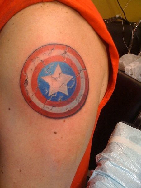 Wallpaper #P5zO4JIBZHQxiYarB7hG121 Tattoo Captain America Shield Tattoo Mojogoing Flickr