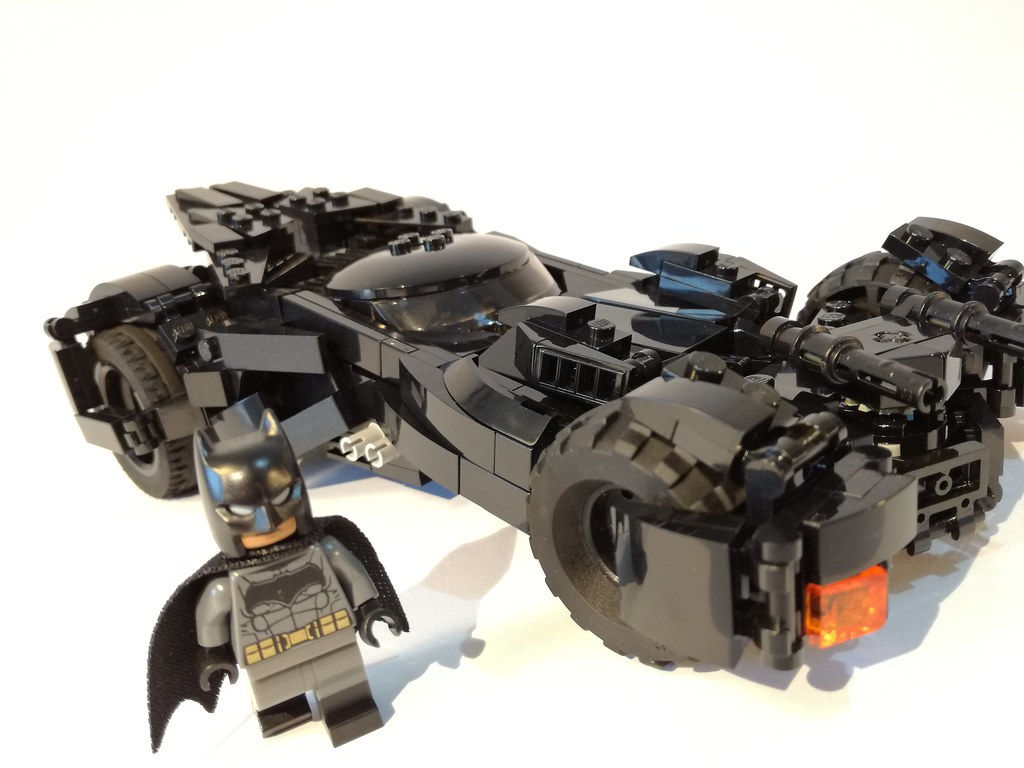 Wallpaper #jBe2PpMBPLD5_VENueA357 Lego Batman V Superman Batmobile Giulio Manuelli Flickr
