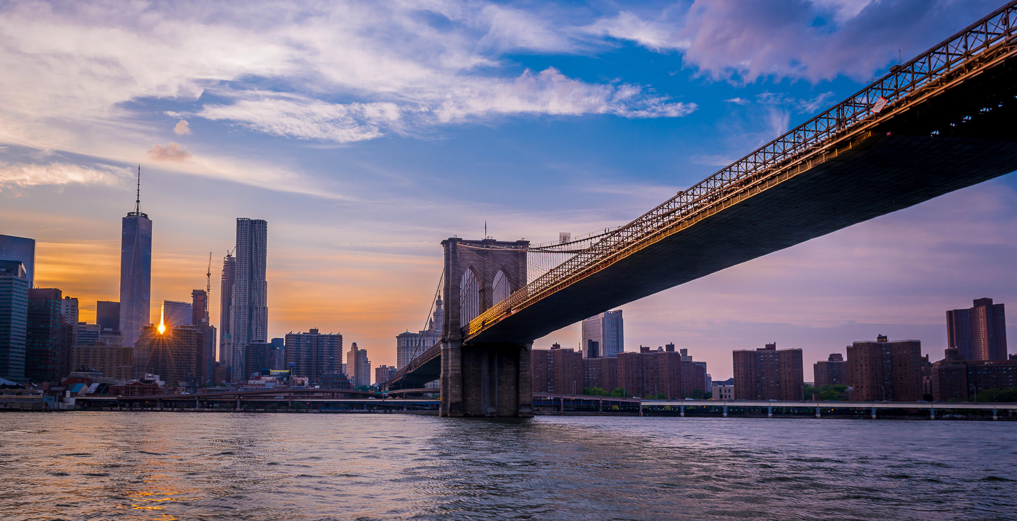 Wallpaper #66e34 Brooklyn Bridge in New York the Iconic Crossing Between Manhattan and