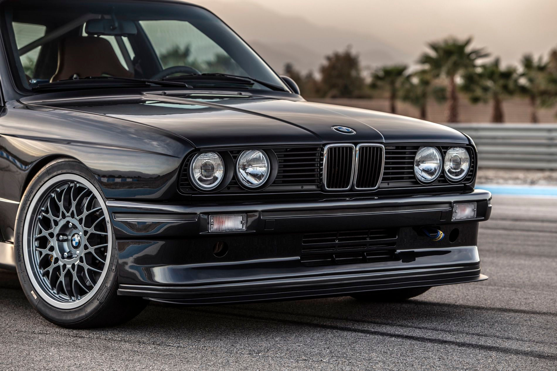 Wallpaper #FQBG1o4BSdW8dNou5Qrz49 BMW E30 Modified