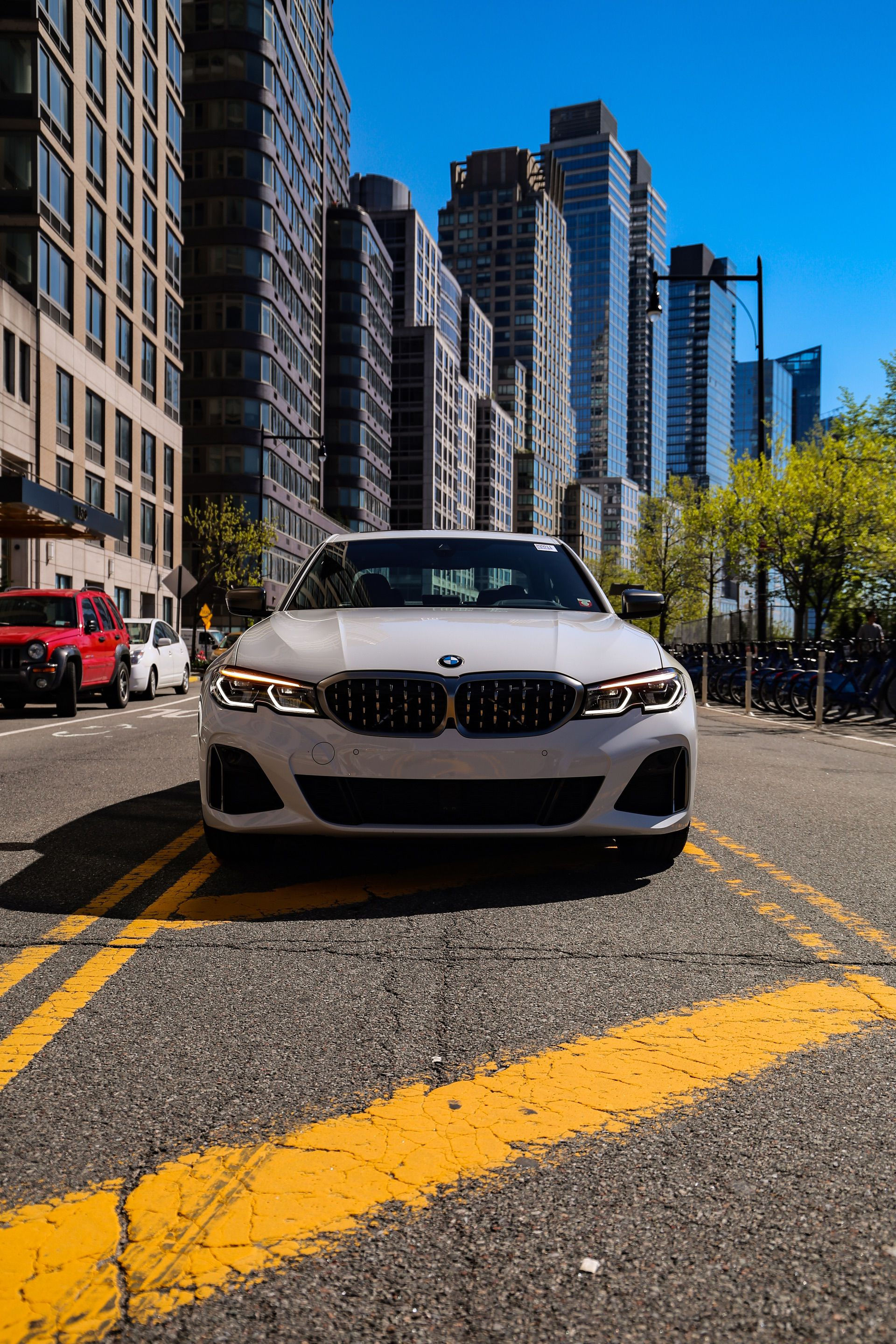 Wallpaper #Exn1GY8BtGB6xQ78tHSX53 2019 BMW M340i in Alpine White Photoshoot in Nyc