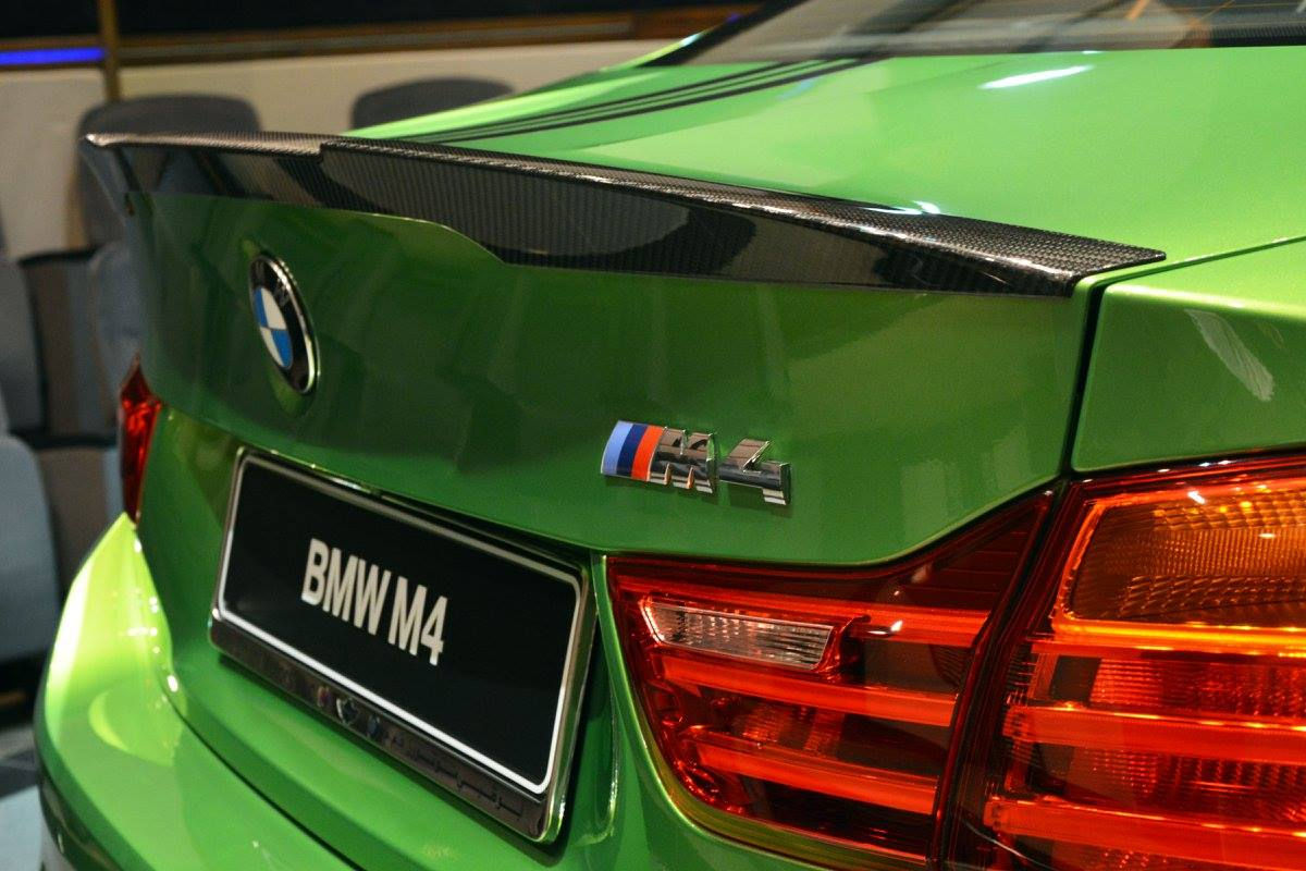 Wallpaper #QWh7IpMBSpphPi3-QjOM286 Java Green BMW M4 Looks Hardcore Photo Gallery