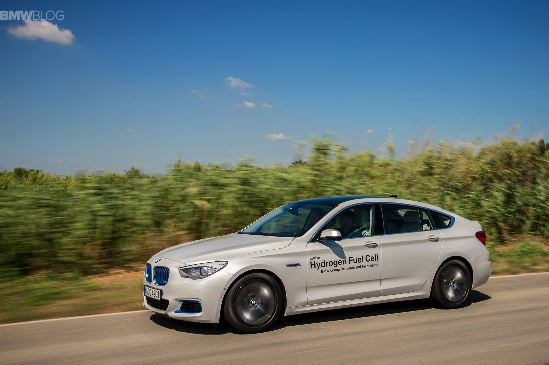Wallpaper #xWgwGZMBSpphPi3-BxUZ227 BMW Stays Committed to Diesels and Fuel Cells