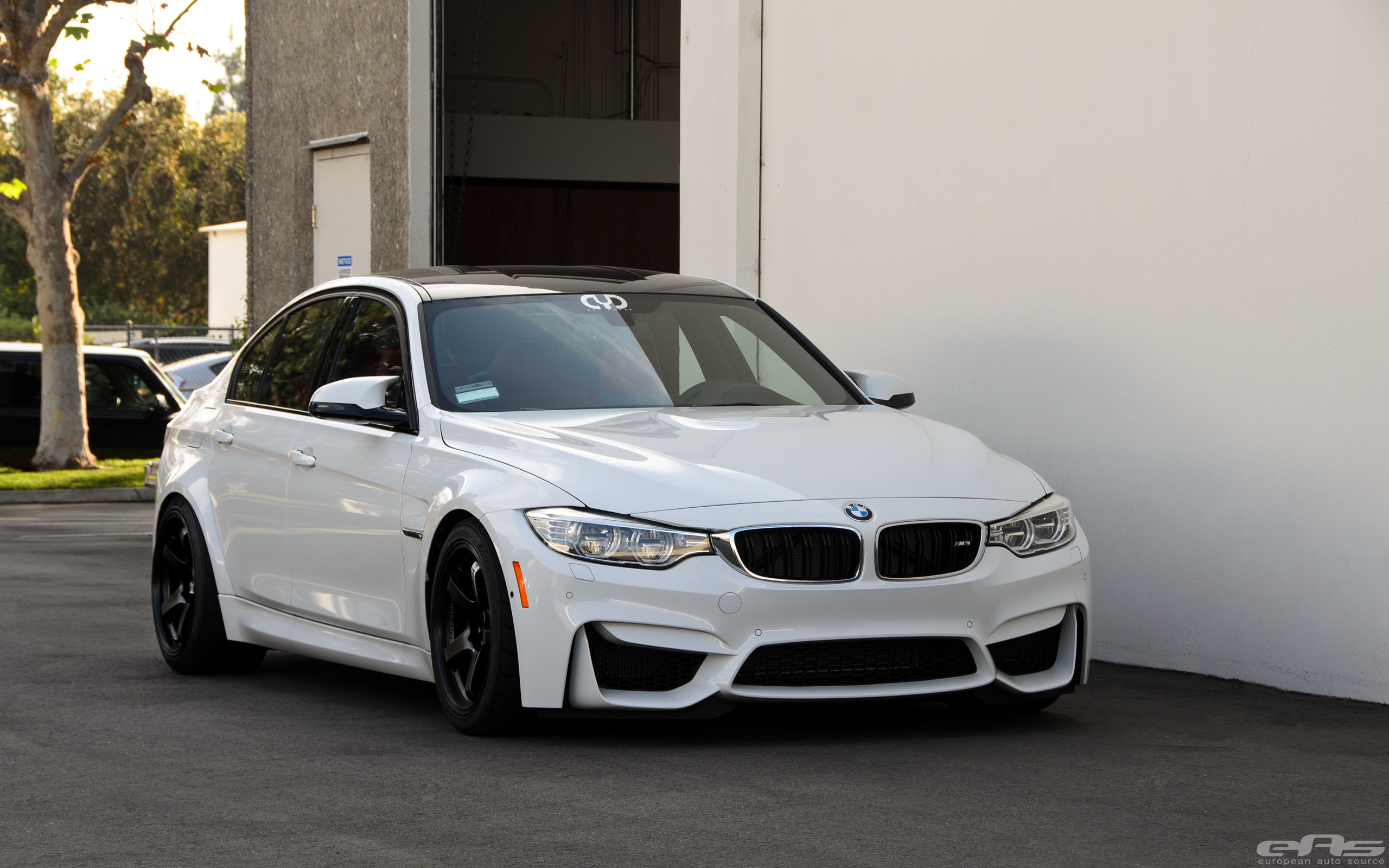 Wallpaper #a2597 01 BMW Ix Xdrive40 Sport Alpine White Paul Tans Automotive News