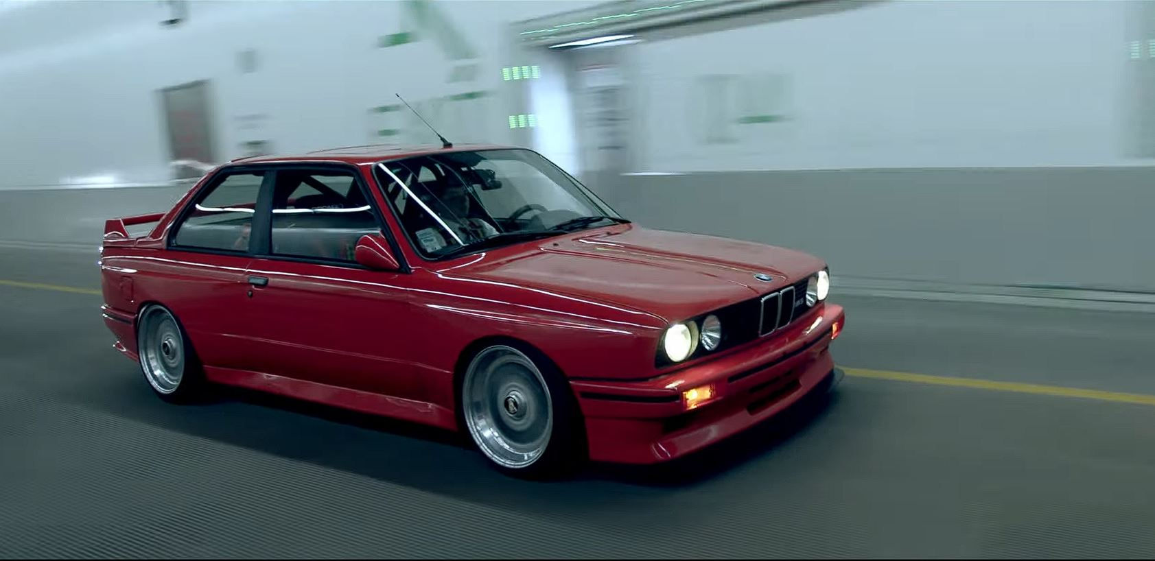 Wallpaper #amfn-JIBSpphPi3-Movo193 Two Door V8 BMW E30 M3 Touring Makes World Debut at Sema
