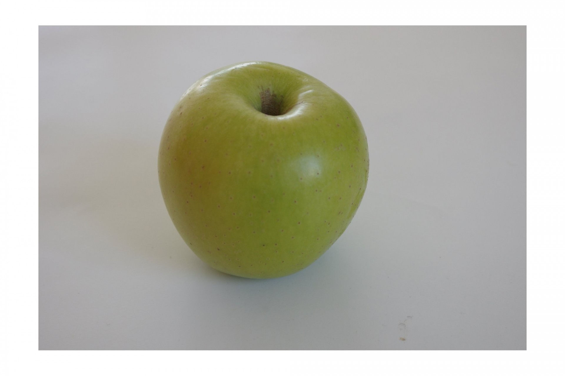 Wallpaper #Hj-IPJMBLiIJ4c9O0JKt185 Green Apple Free Stock Photo Public Domain Pictures