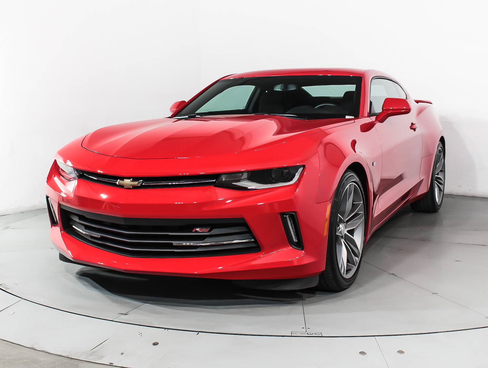 Wallpaper #VRmCHI8BtGB6xQ78m3UA1 Red Camaro Rs 2018 Maanasthan