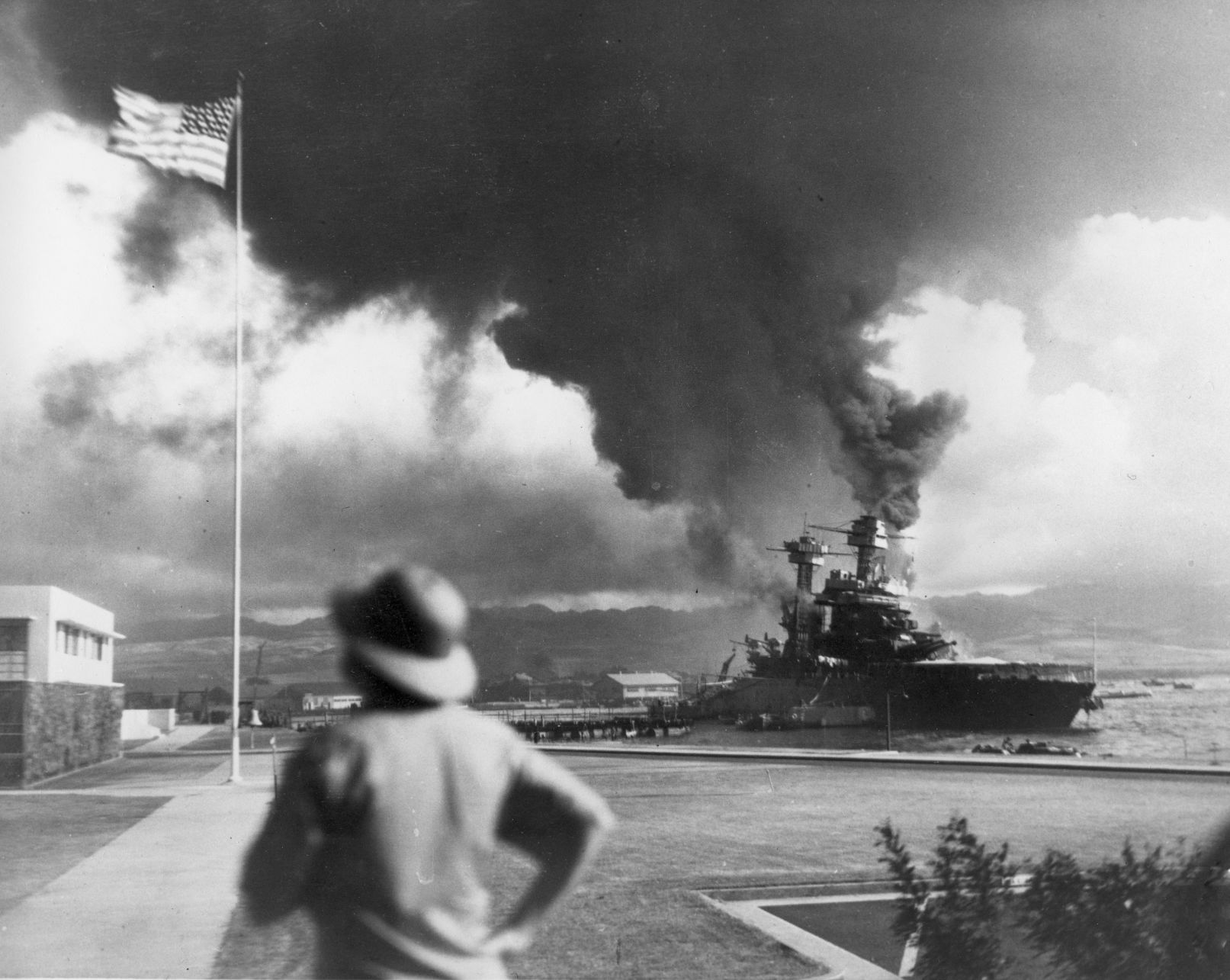 Wallpaper #y50zY5cBkAG5jTCHMa6z23 32 Historical Photos of the Attack on Pearl Harbor