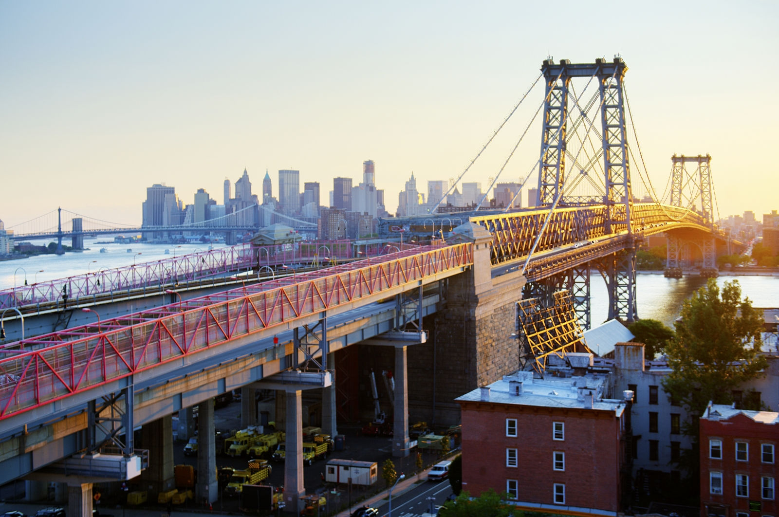 Wallpaper #66e34 Brooklyn Bridge in New York the Iconic Crossing Between Manhattan and