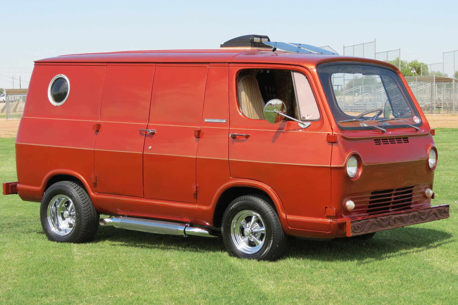 Wallpaper #LED4L5MBJhL2WPbaq7_N30 Bangshiftcom Are Custom Vans Back Check Out the Ones Weve Found on