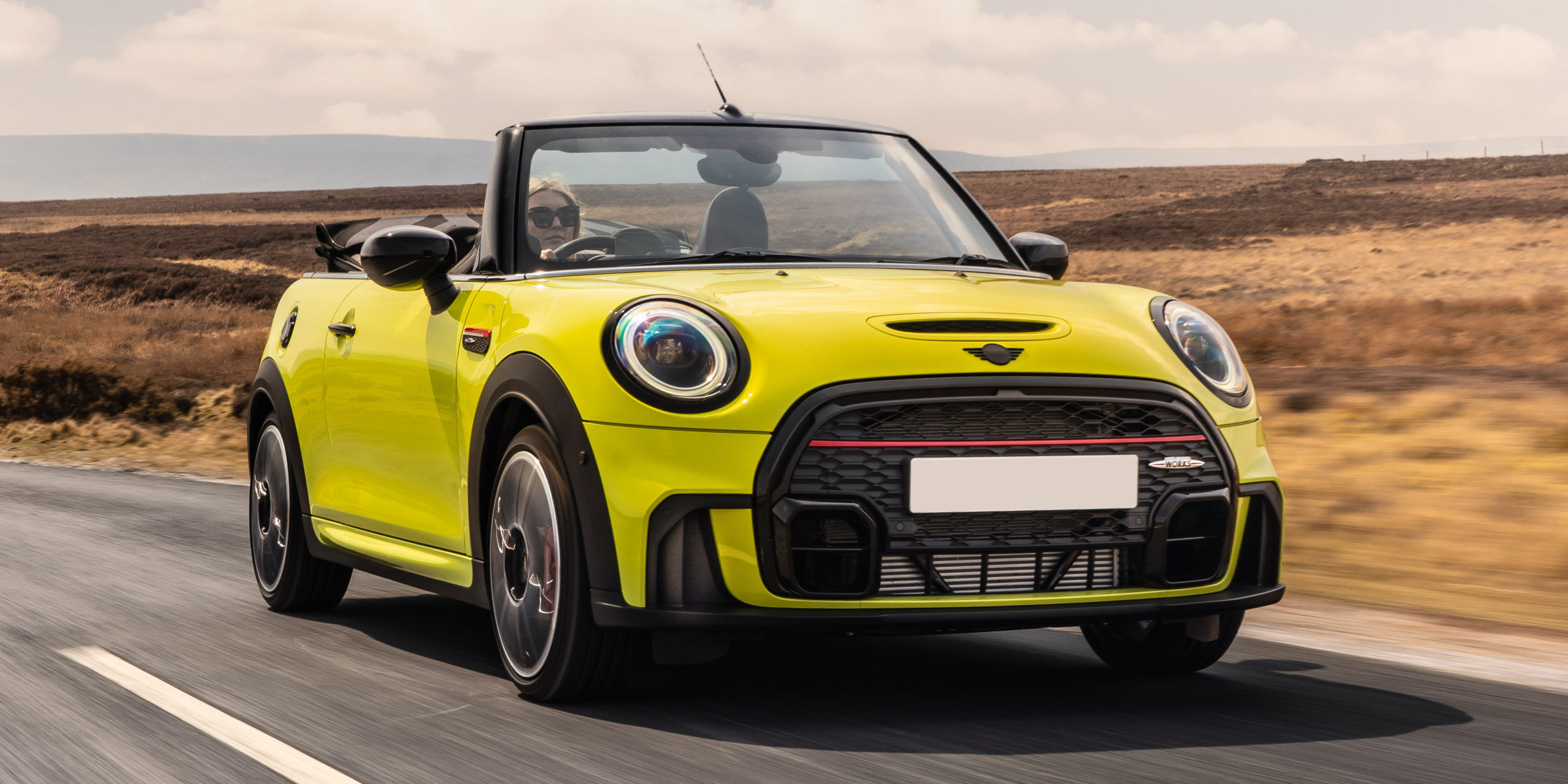 Wallpaper #iHQswo4B_8f4nGFaUW7S35 Mini Convertible Review 2021 Carwow