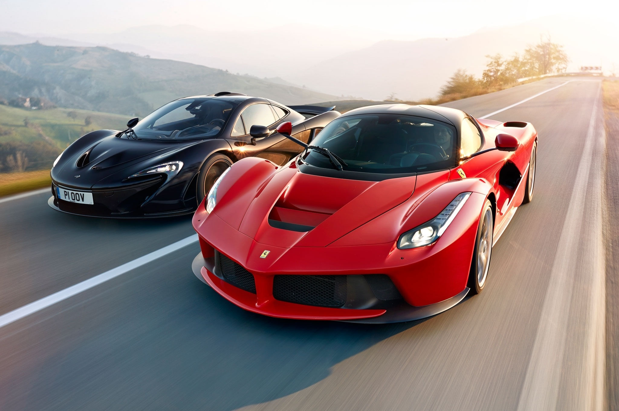 Wallpaper #qRx8QJMB8JfcLg2JJfbL234 Amazing Side by Side Ferrari Laferrari and Mclaren P1 High Quality