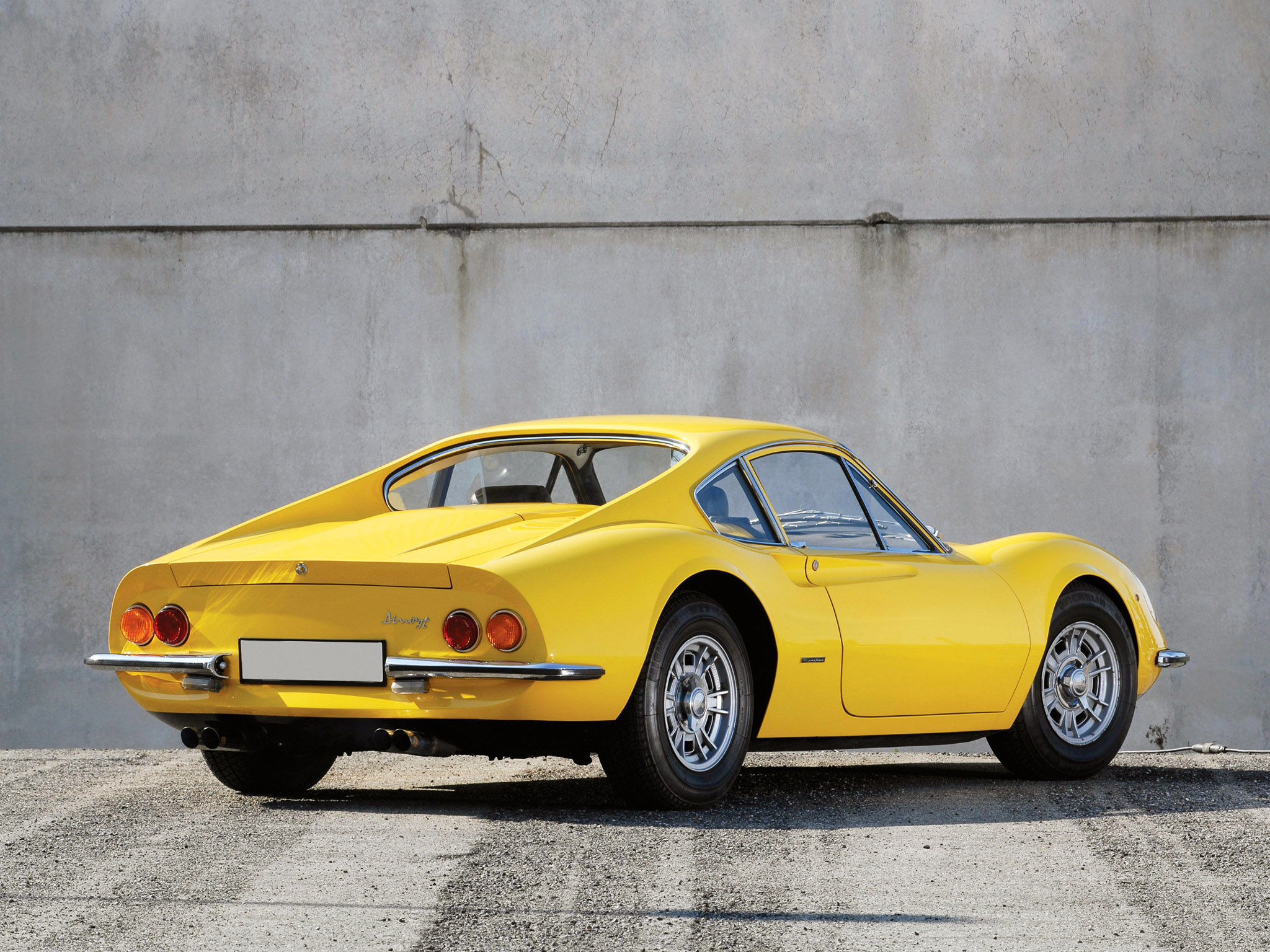Wallpaper #a-pqVZMBlwTYPL18jQ2r26 Ferrari Dino 206 GT the Ultimate Guide
