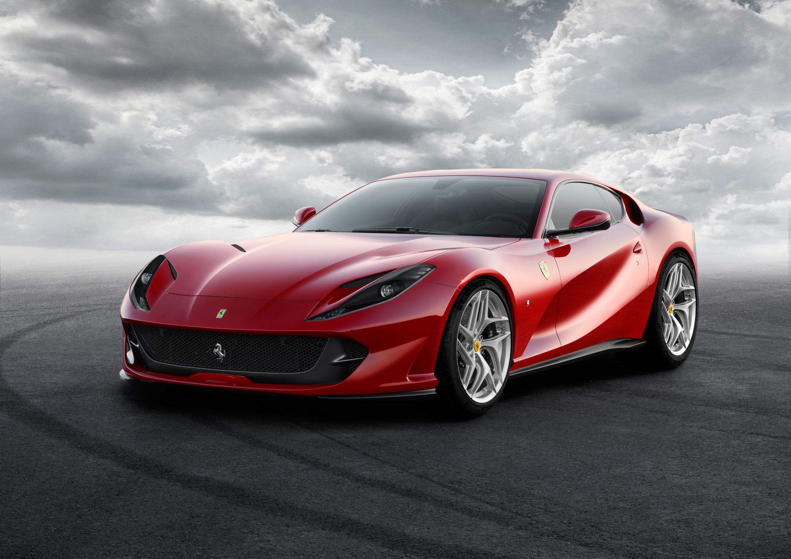 Wallpaper #py7eOJMBeCfPaRV8brst115 The Ferrari 812 Superfast Will Get a Spider Version in September