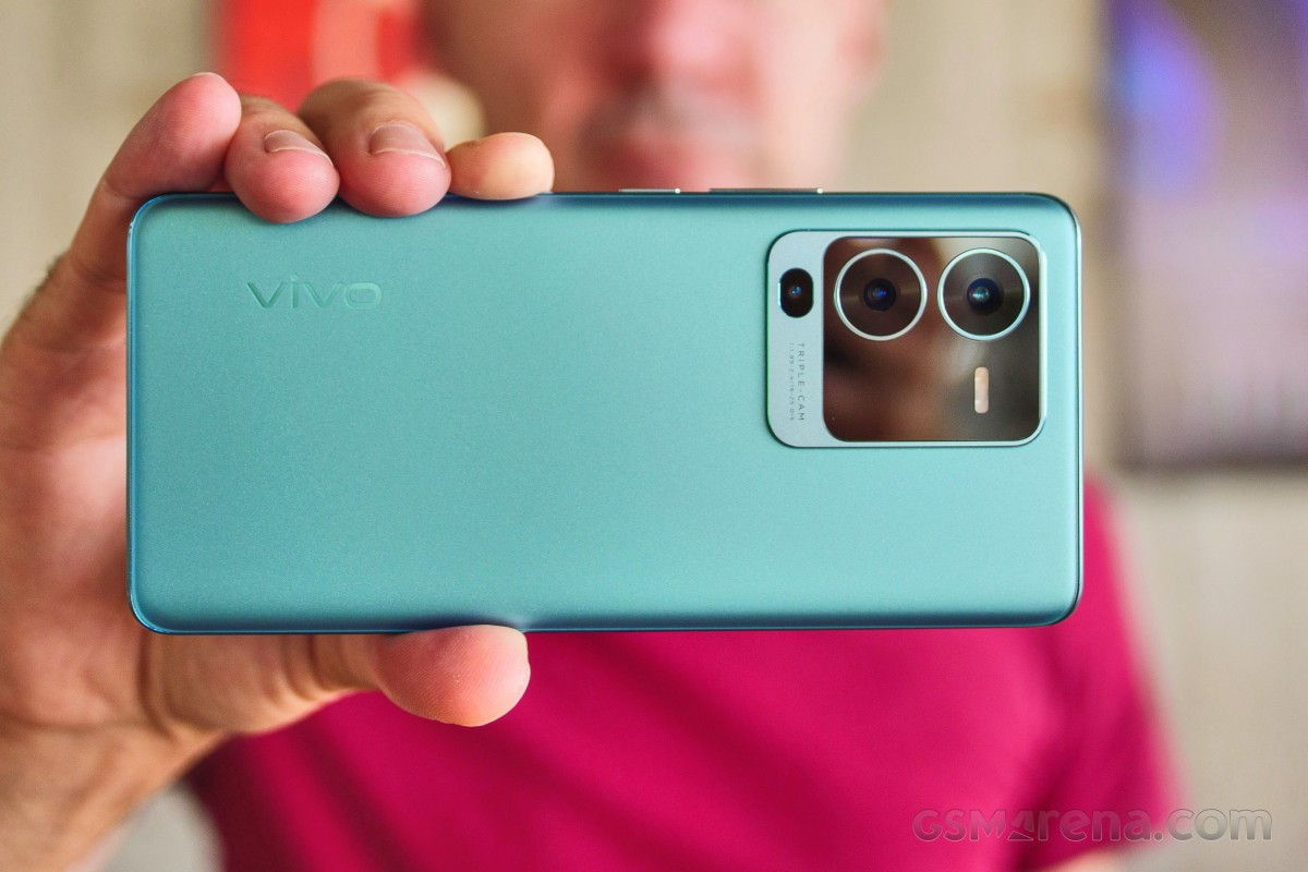 Wallpaper #57yWO5MBMDFIMcjNVX9o265 Vivo V25 Pro Review Design Build Quality Controls and Connectivity