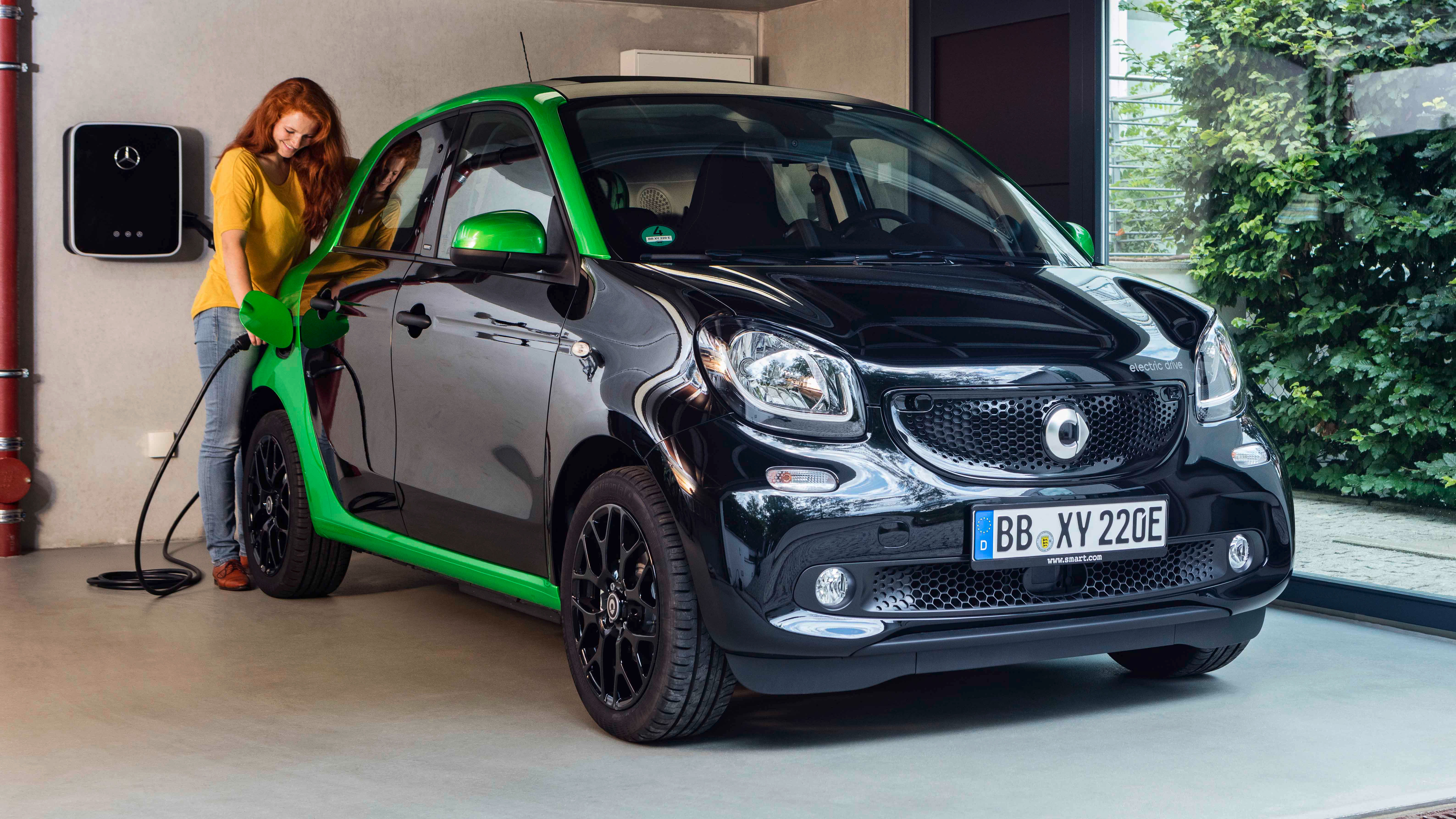 Wallpaper #9CEB8 Smart Fortwo Takes the Green Car Thing a Bit Too Literally Autoevolution