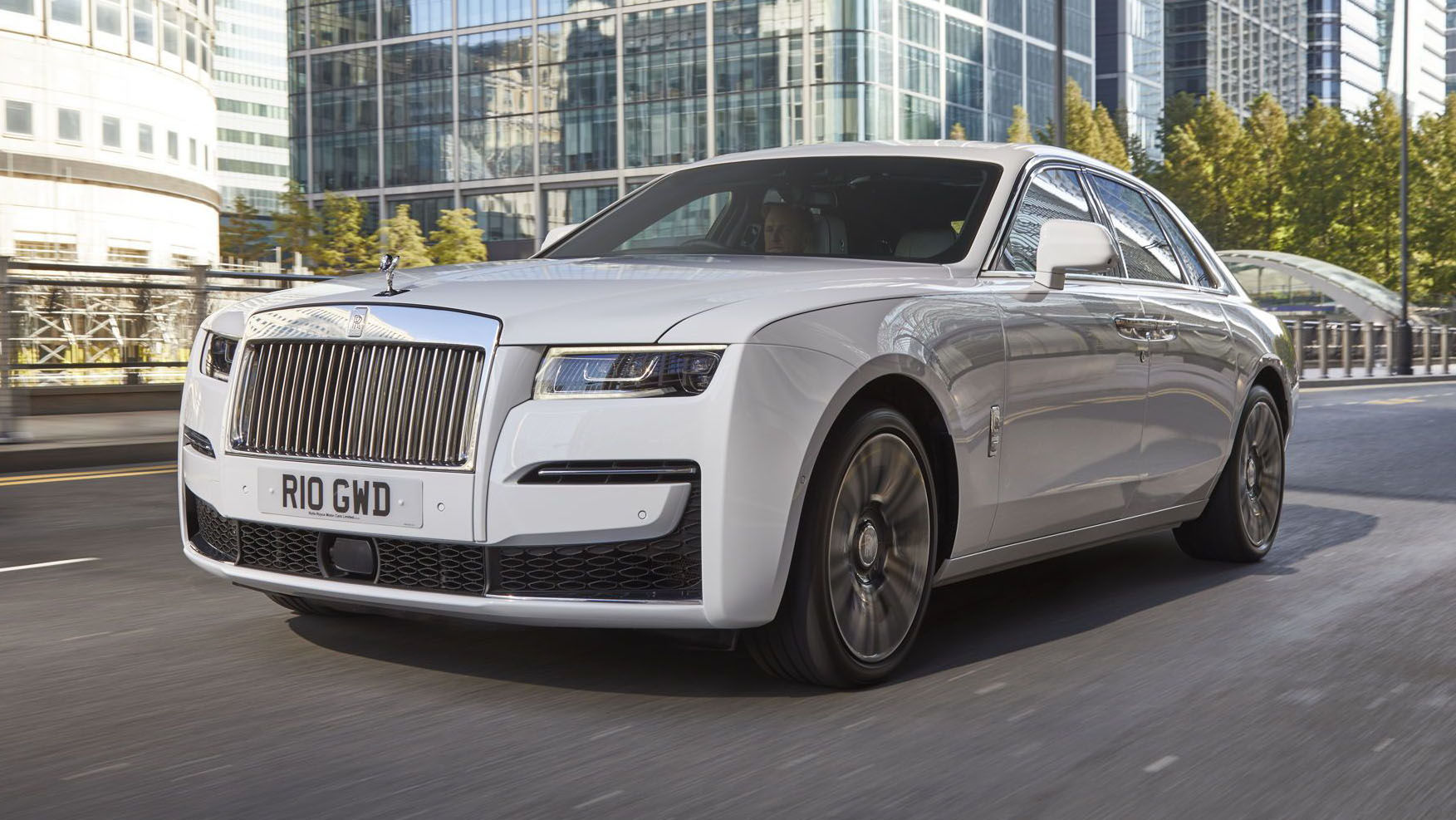 Wallpaper #rmfu_5IBSpphPi3-26QL163 Rolls Royce Ghost Review 2024 Top Gear