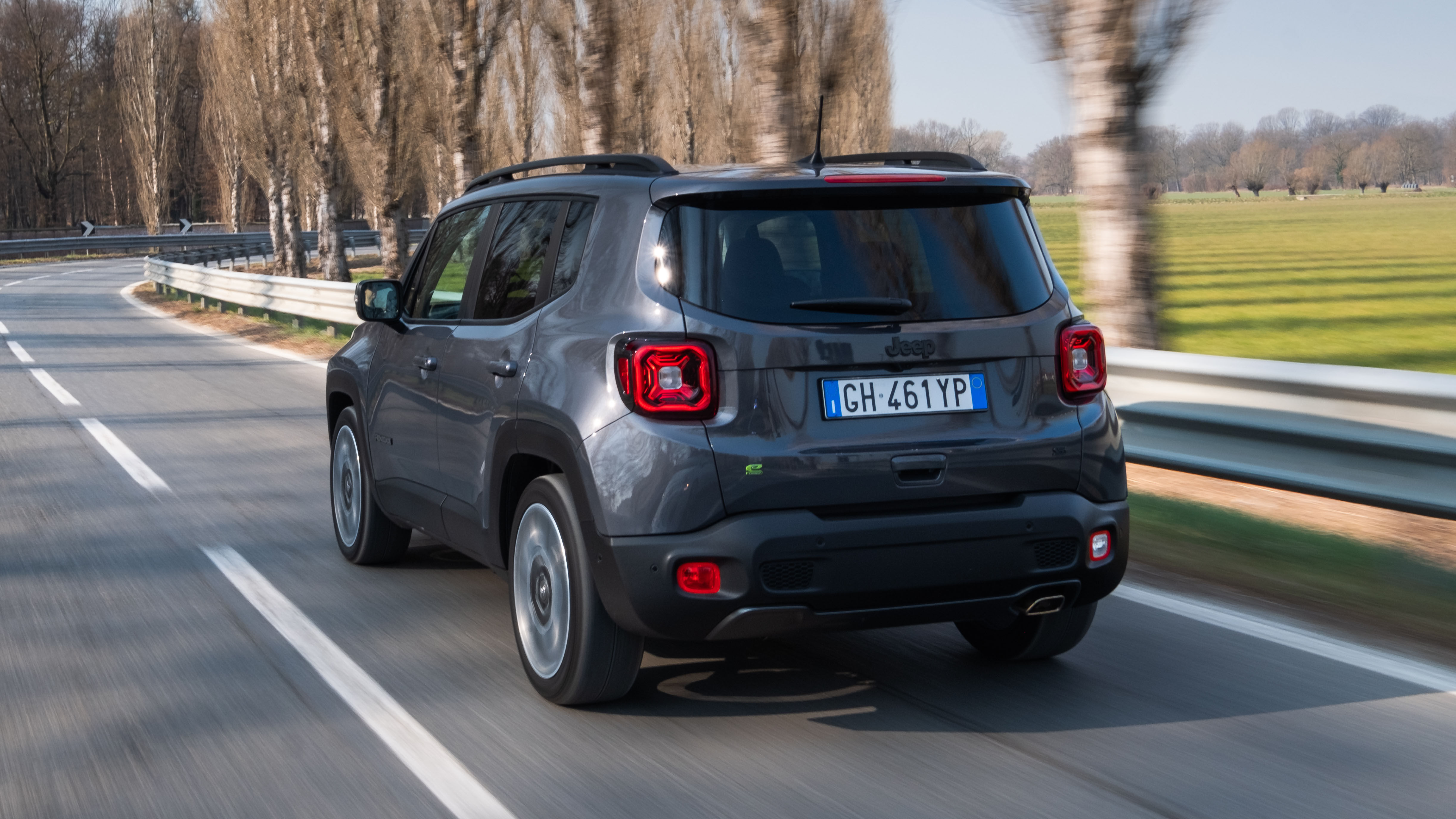 Wallpaper #6hm_O48BtGB6xQ78_rHt8 Jeep Renegade Review 2023 Top Gear