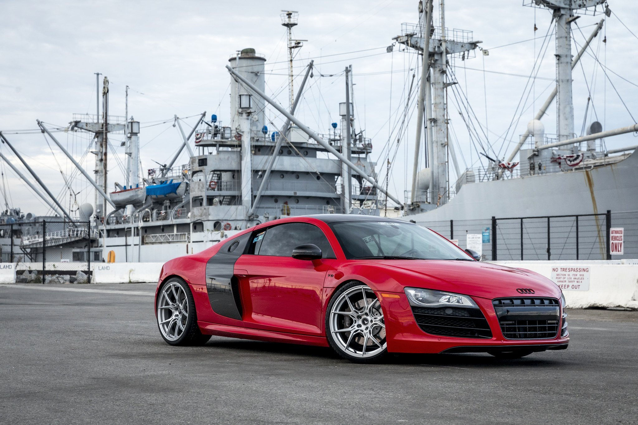 Wallpaper #1vKTLpMBD57sowDKSMNW26 Chrome Vorsteiner Rims Looking Great on Red Audi R8 Caridcom Gallery