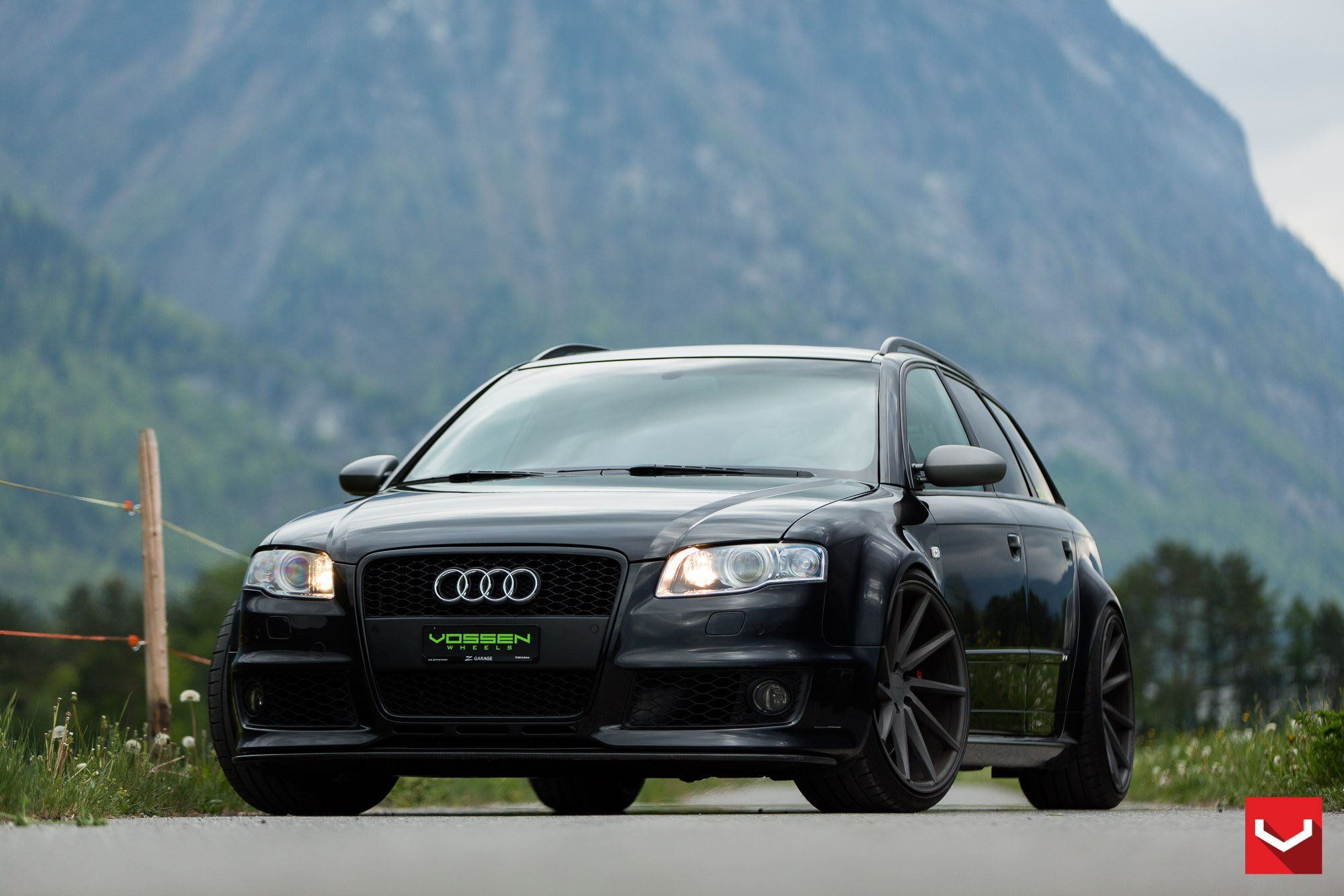Wallpaper #I2eo75IBSpphPi3-JmPe327 All Black Audi Rs4 Looking Mean Caridcom Gallery